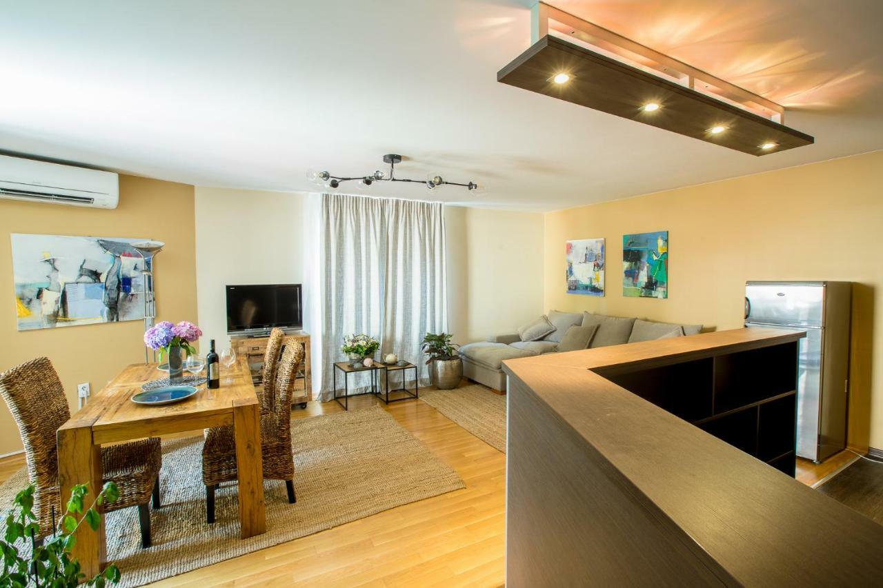 Este Apart 5 - Top Center Apartman Szófia Kültér fotó