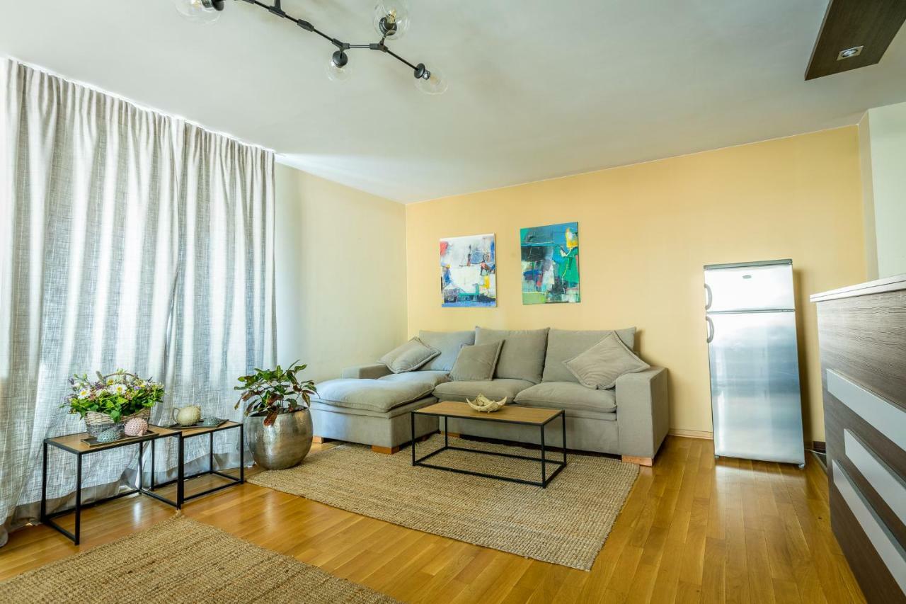 Este Apart 5 - Top Center Apartman Szófia Kültér fotó