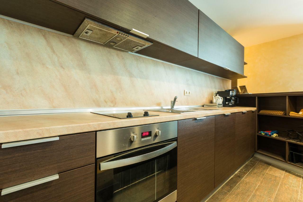 Este Apart 5 - Top Center Apartman Szófia Kültér fotó